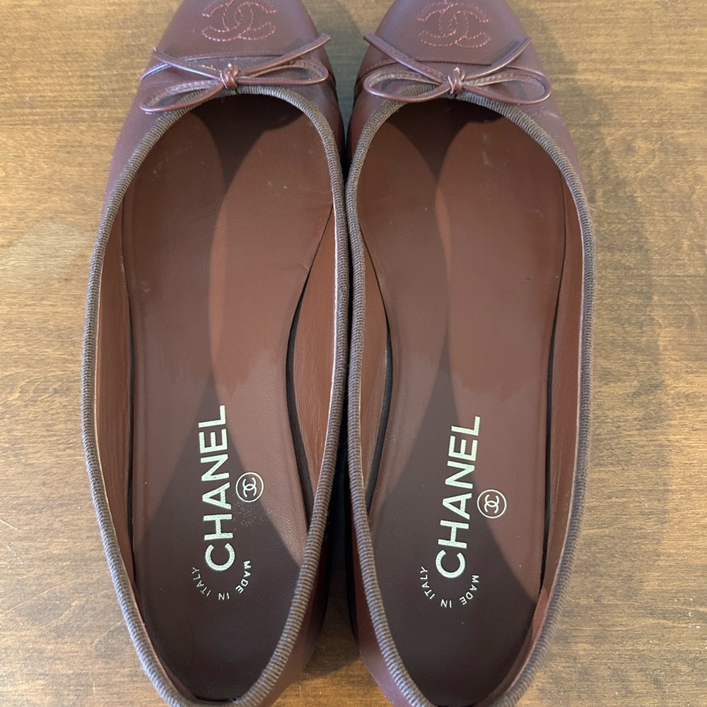 Chanel Chocolate Brown Ballet Flats - Picture 4 of 7
